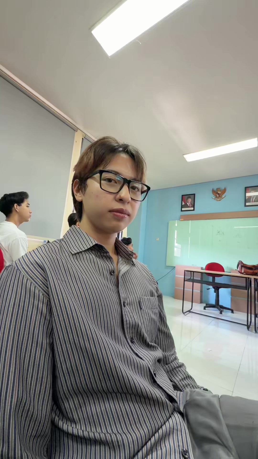 @Qin