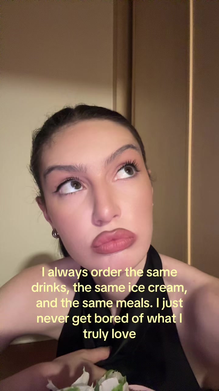 @whotfisellinaa