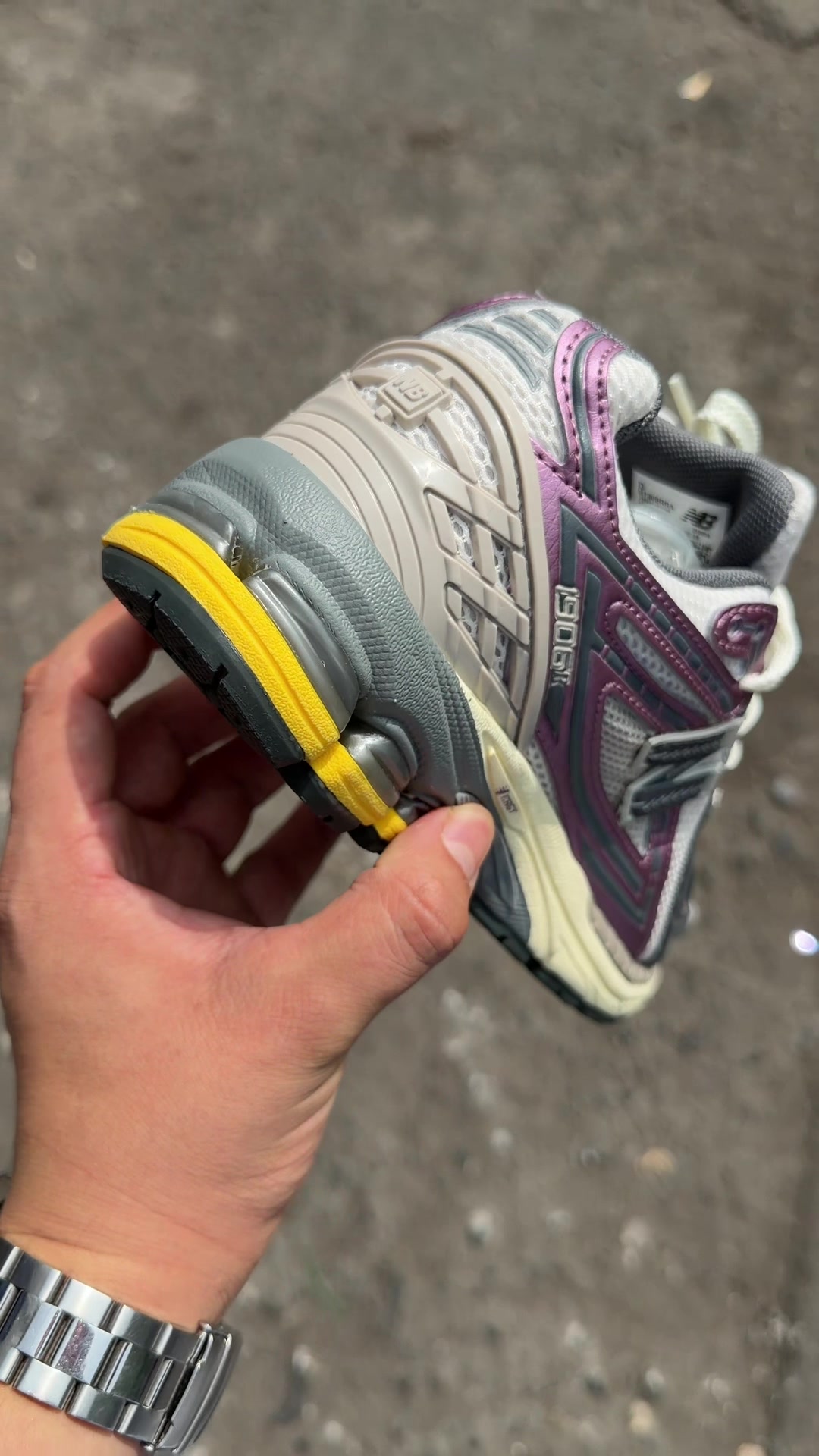 @TONYSNEAKERS