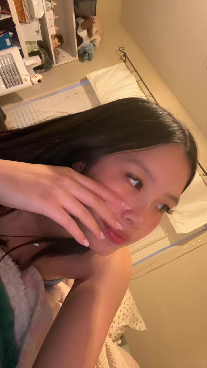 @lizzy ♡🫧