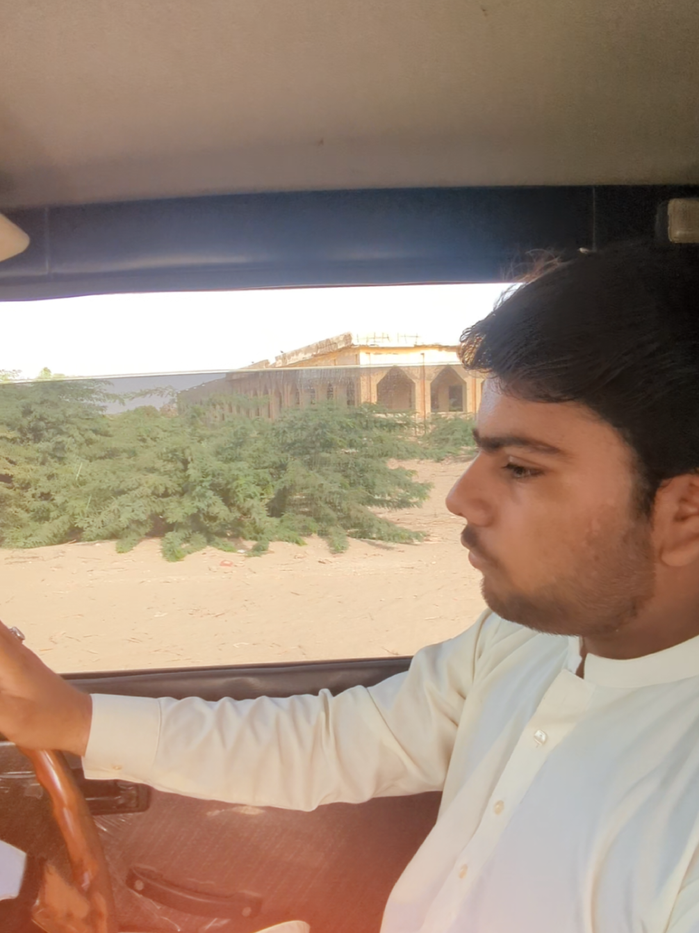 @AKASH 🇱🇾