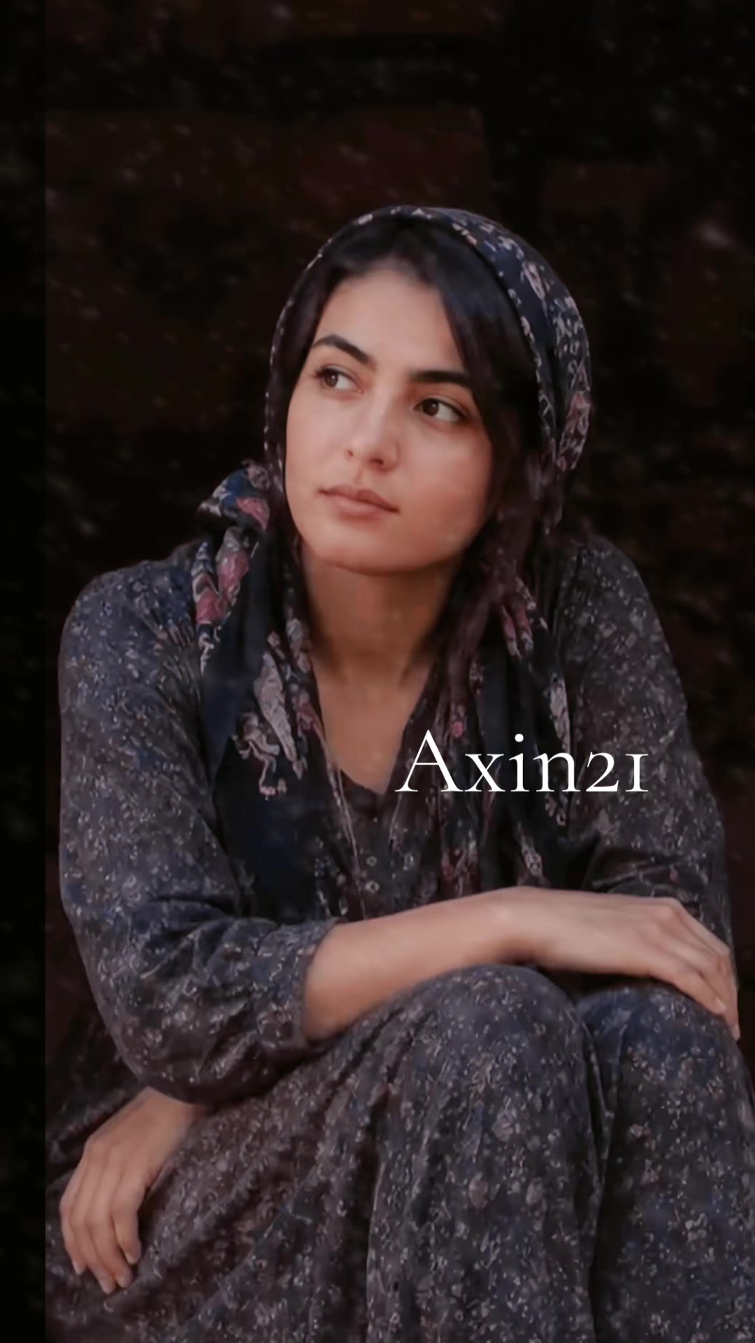 @𝓐𝔁𝓲𝓷21