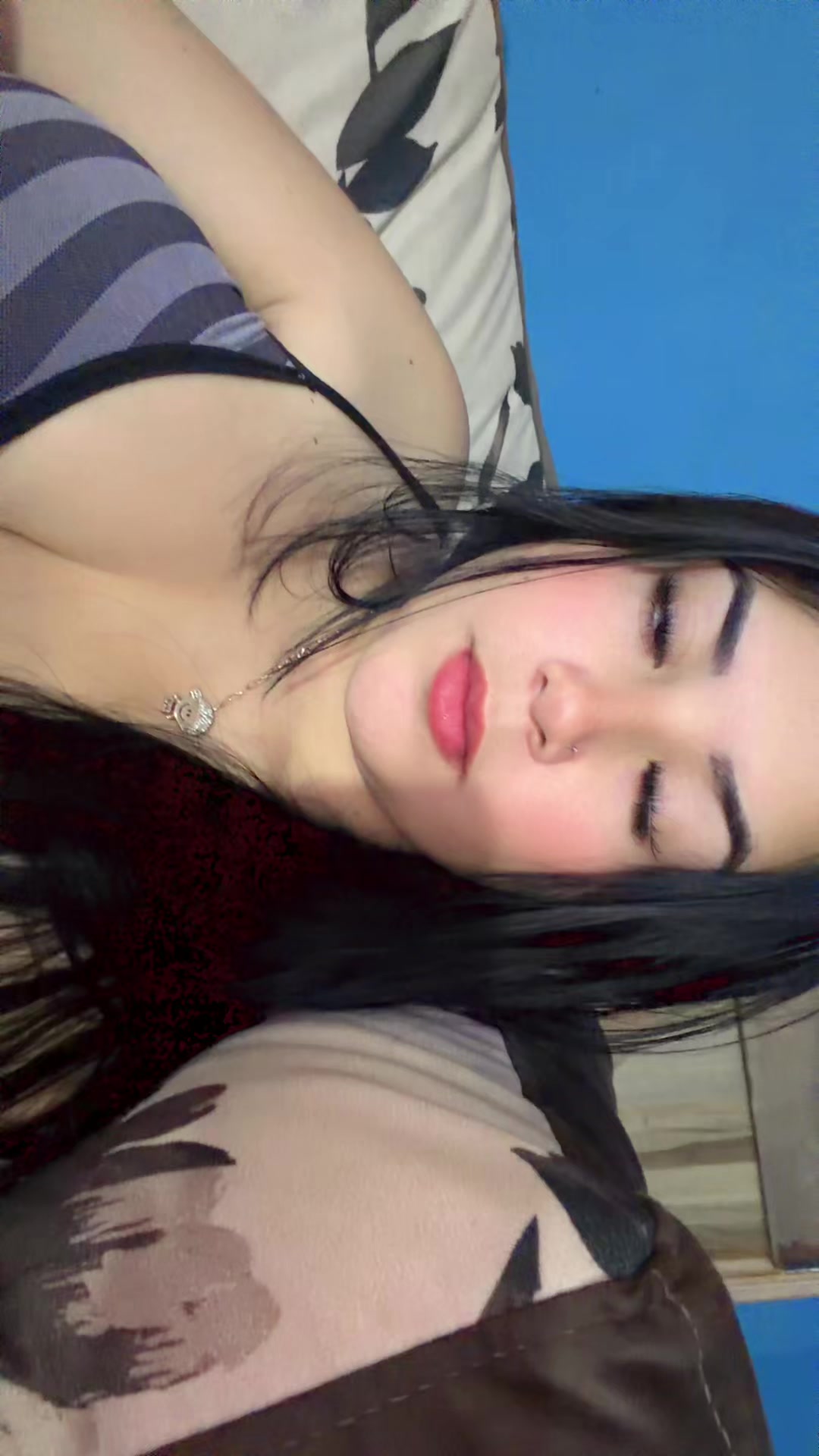 @Luana Aguilar 