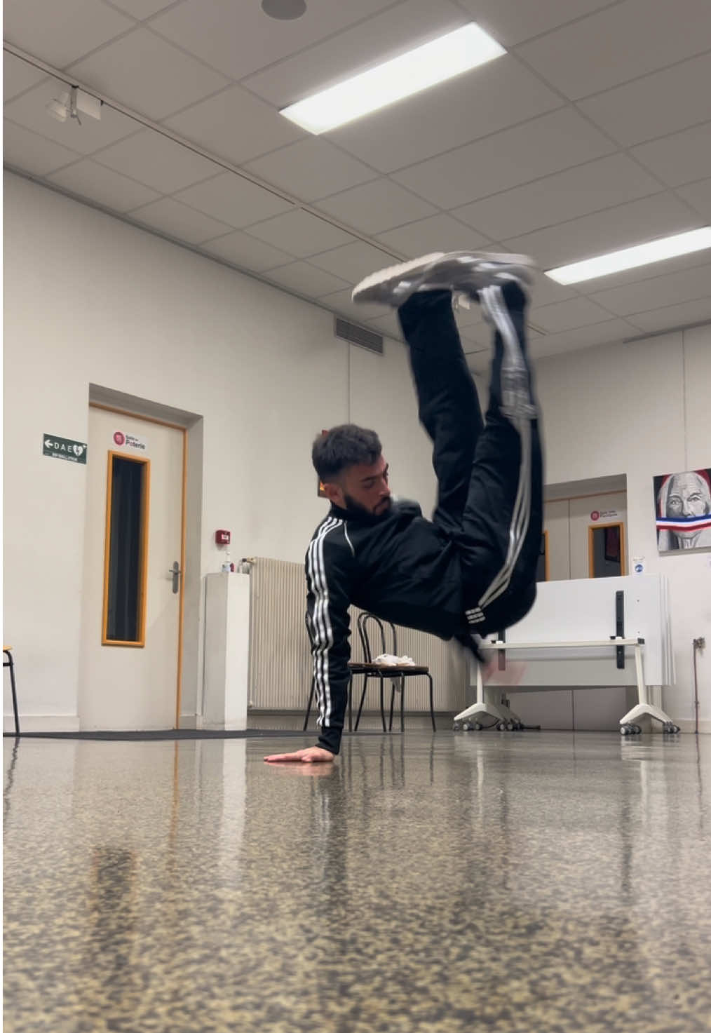 @MB.7