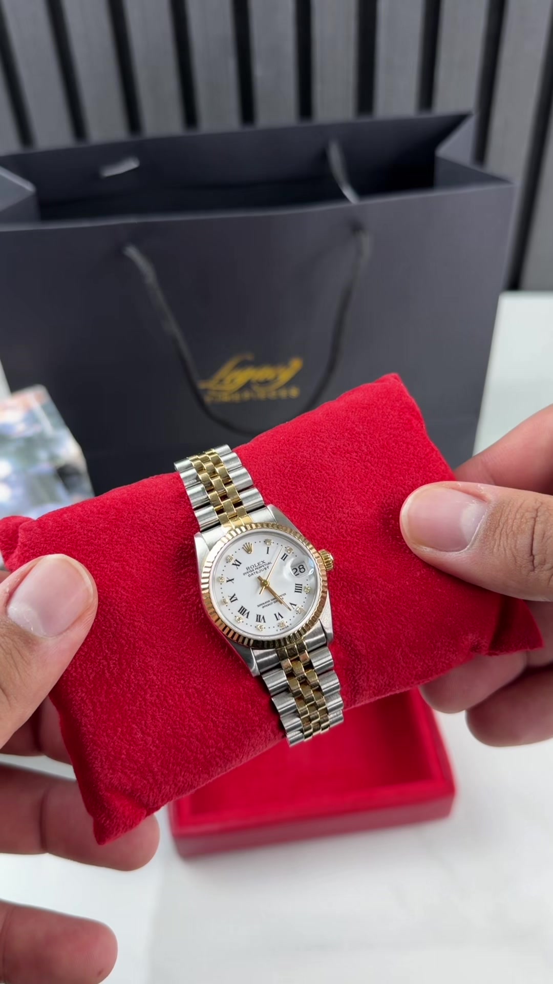 @Legacy Timepieces