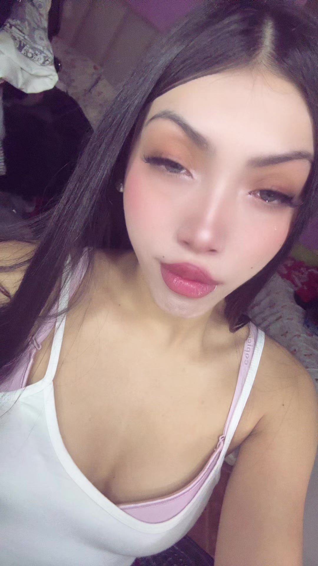 @Morenaa