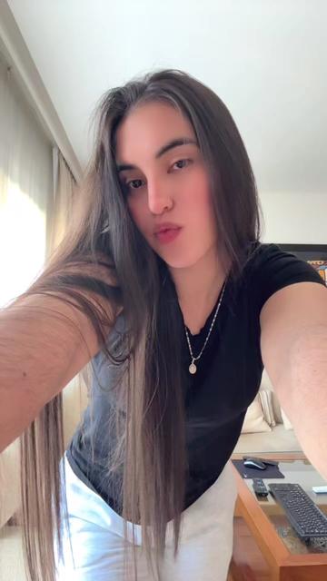 @️Lilian Velázquez