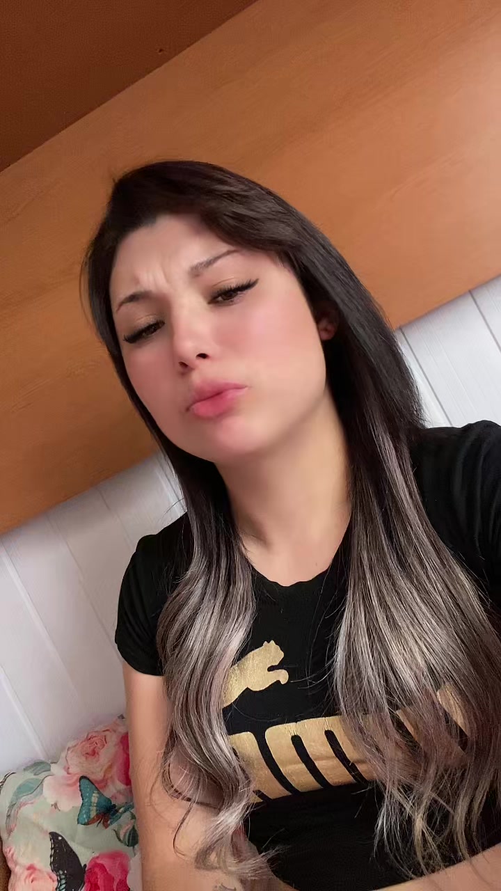 @Paola Santos