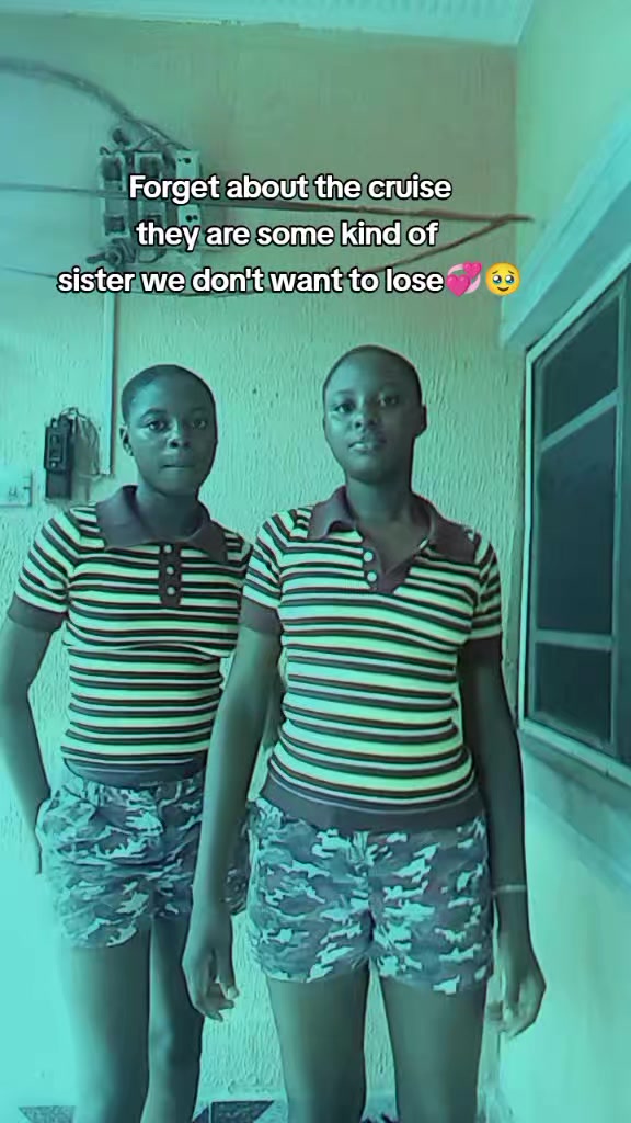 @Elle and Ella🫣👯