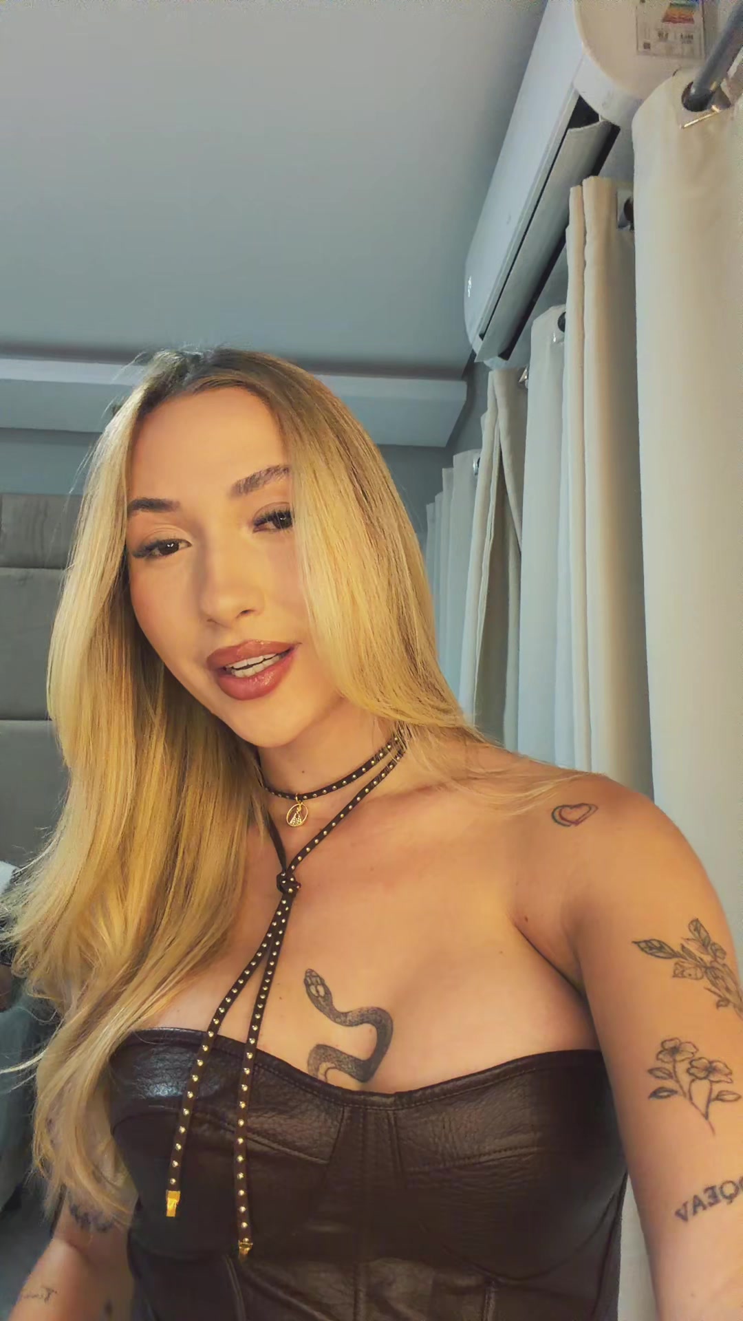 @Leannyasilva