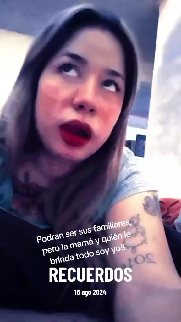 @Ana Cris Rdiiz