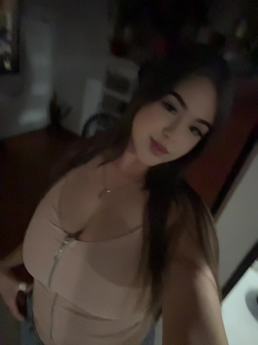 @mena✨