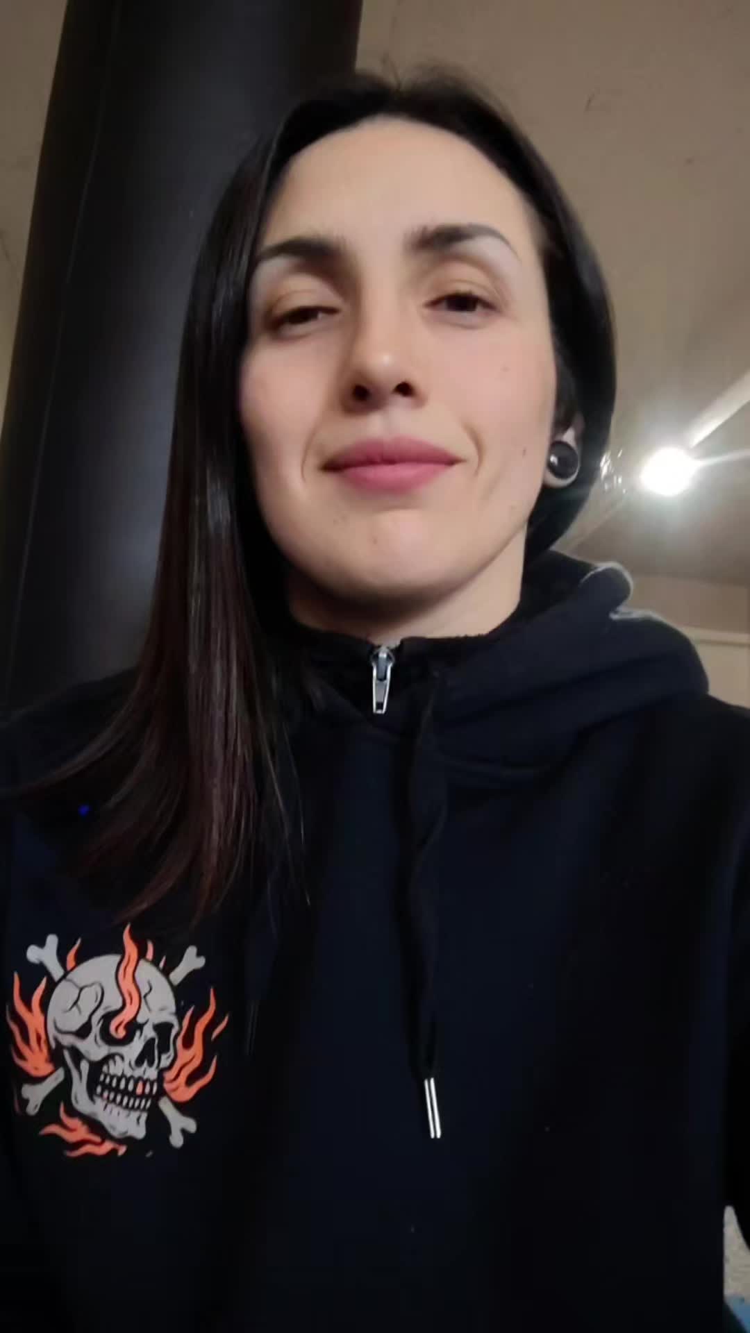@la.valkiriaa
