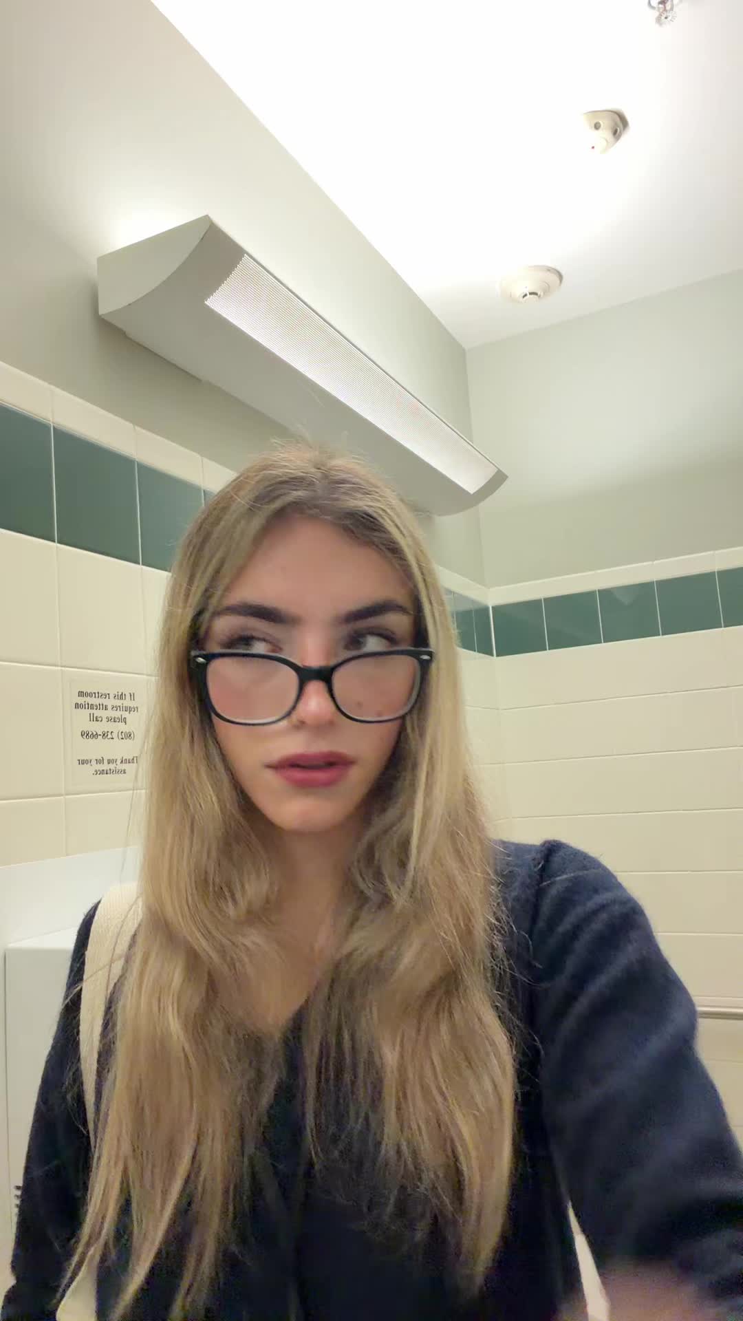 @sabrinatheteenagebtch999