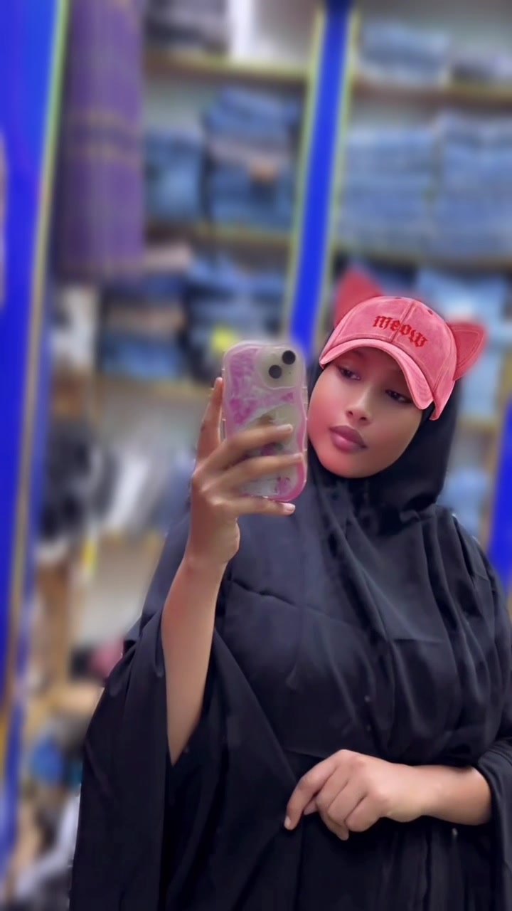 @Sadia👸