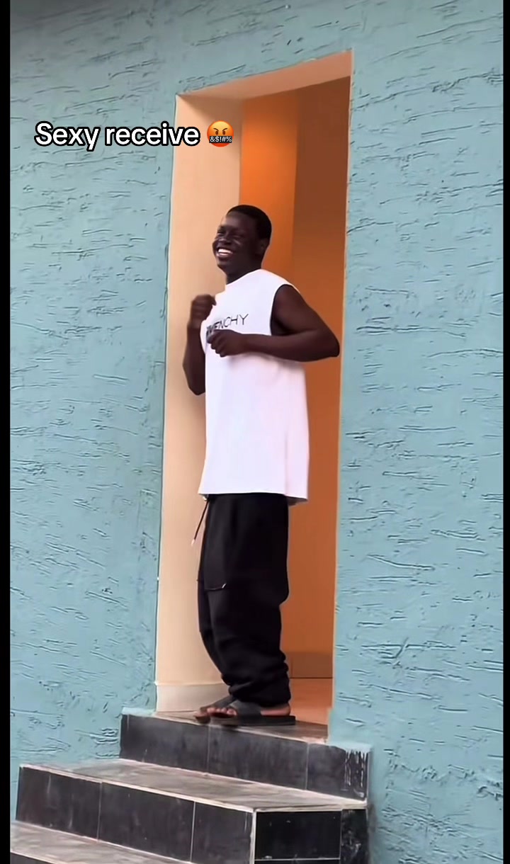 @𝑀𝑈𝑁𝐴 𝕏🌴😡