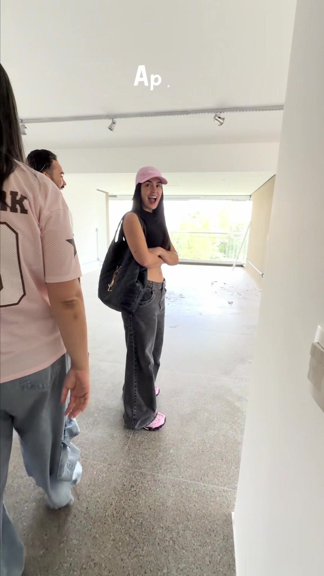 @LARISSA SANTOS