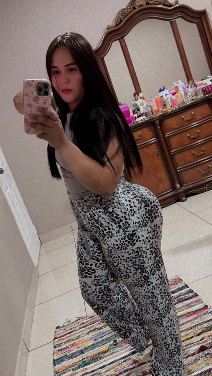 @Laura Fuentes🩷