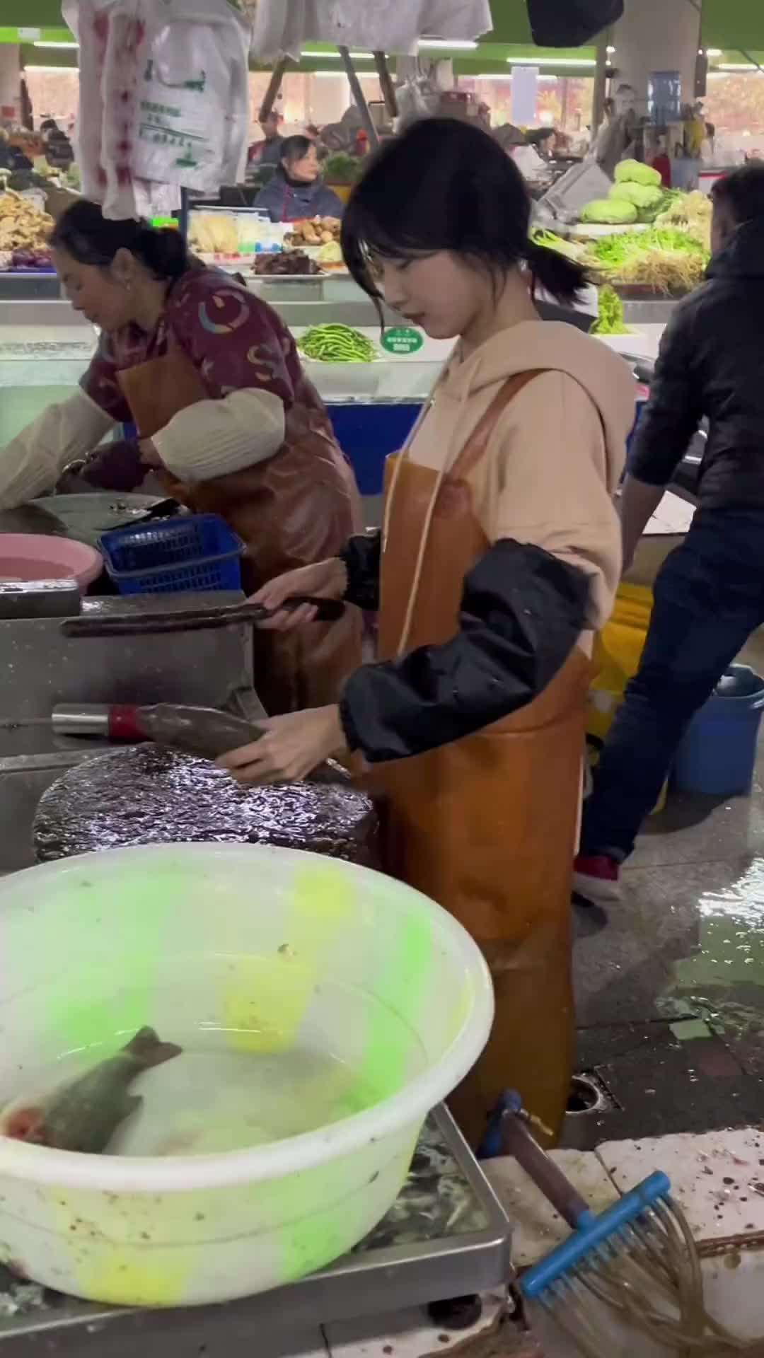 @不吃奶露拖
