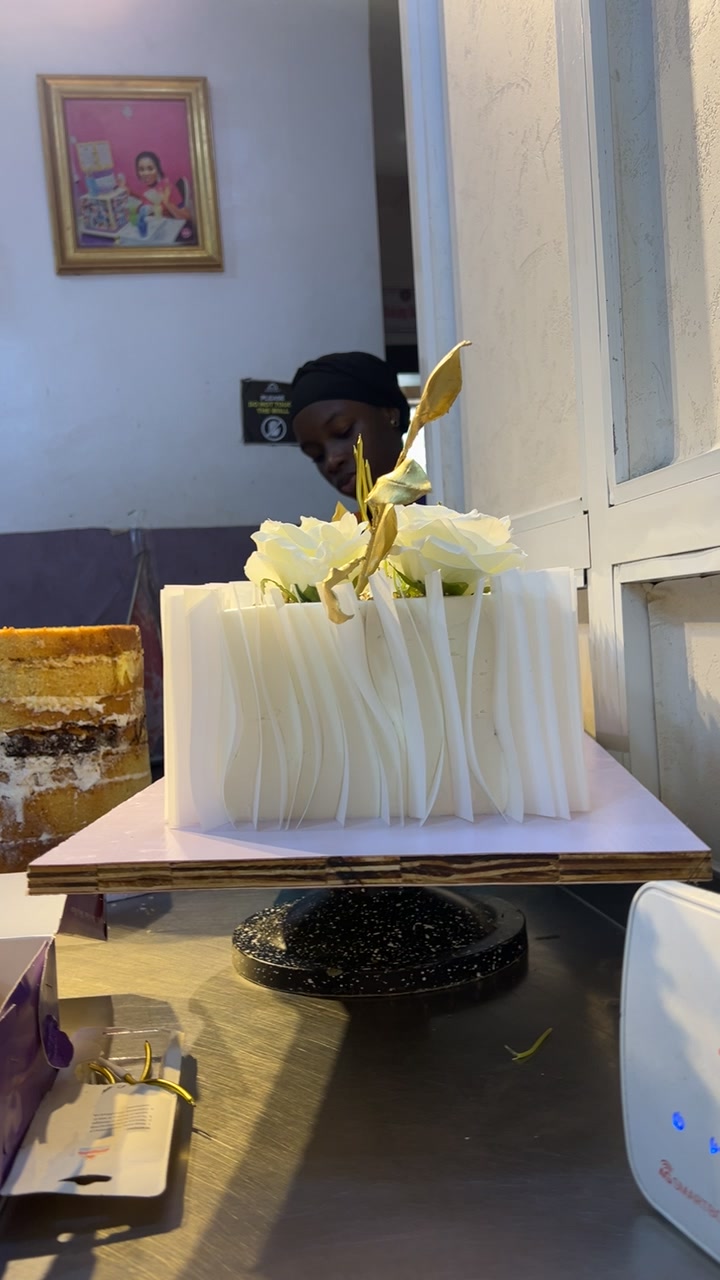 @mbs_cakes_pastries