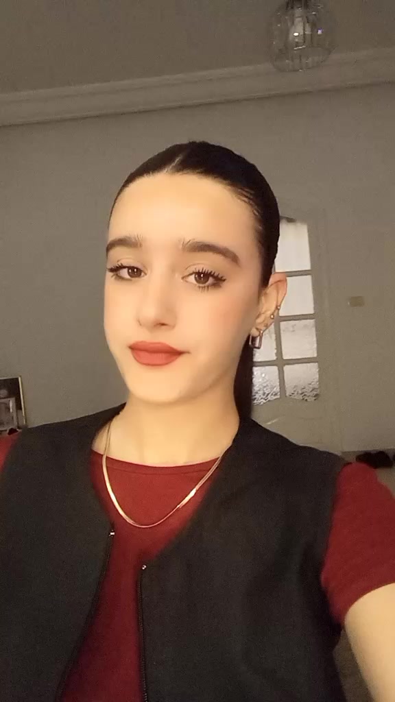 @zaYÿ__nEëb