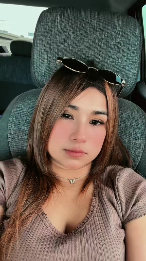 @Angelica27