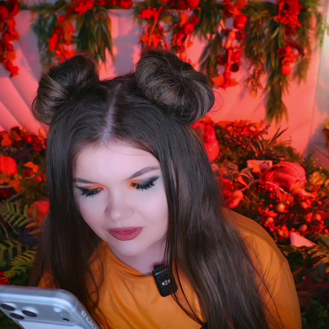 @Аури🧸