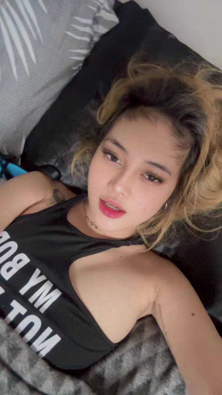 @miss_nicc