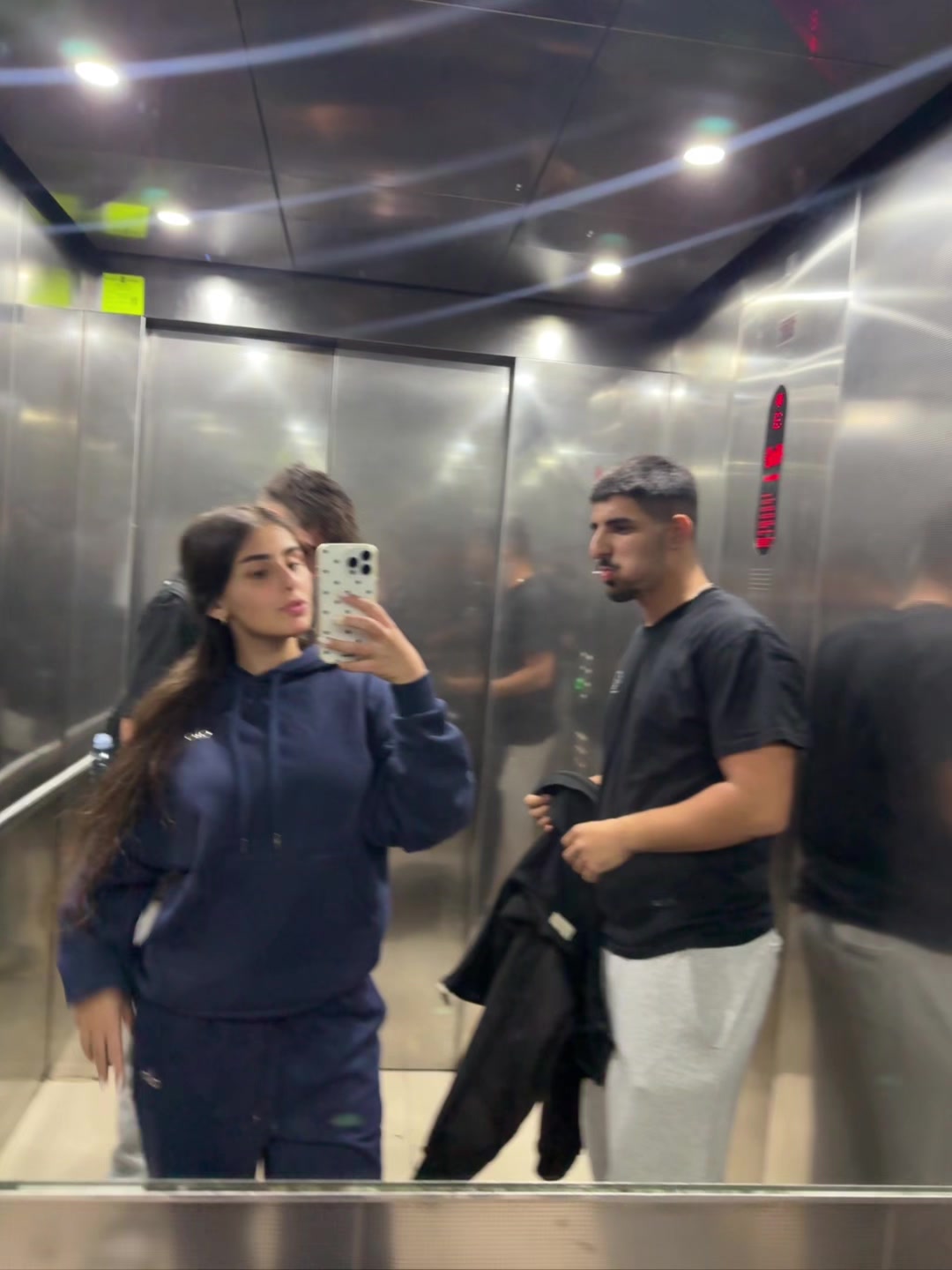 @AVIV