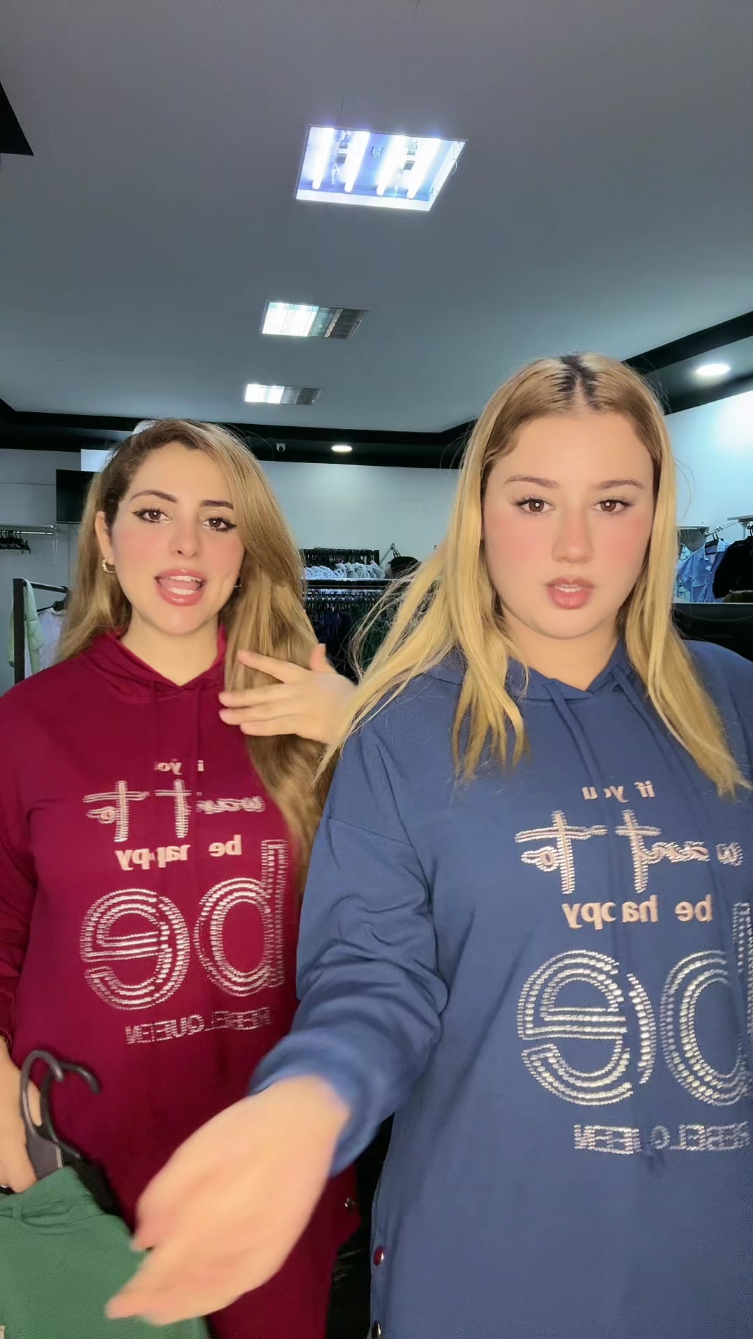 @Ella