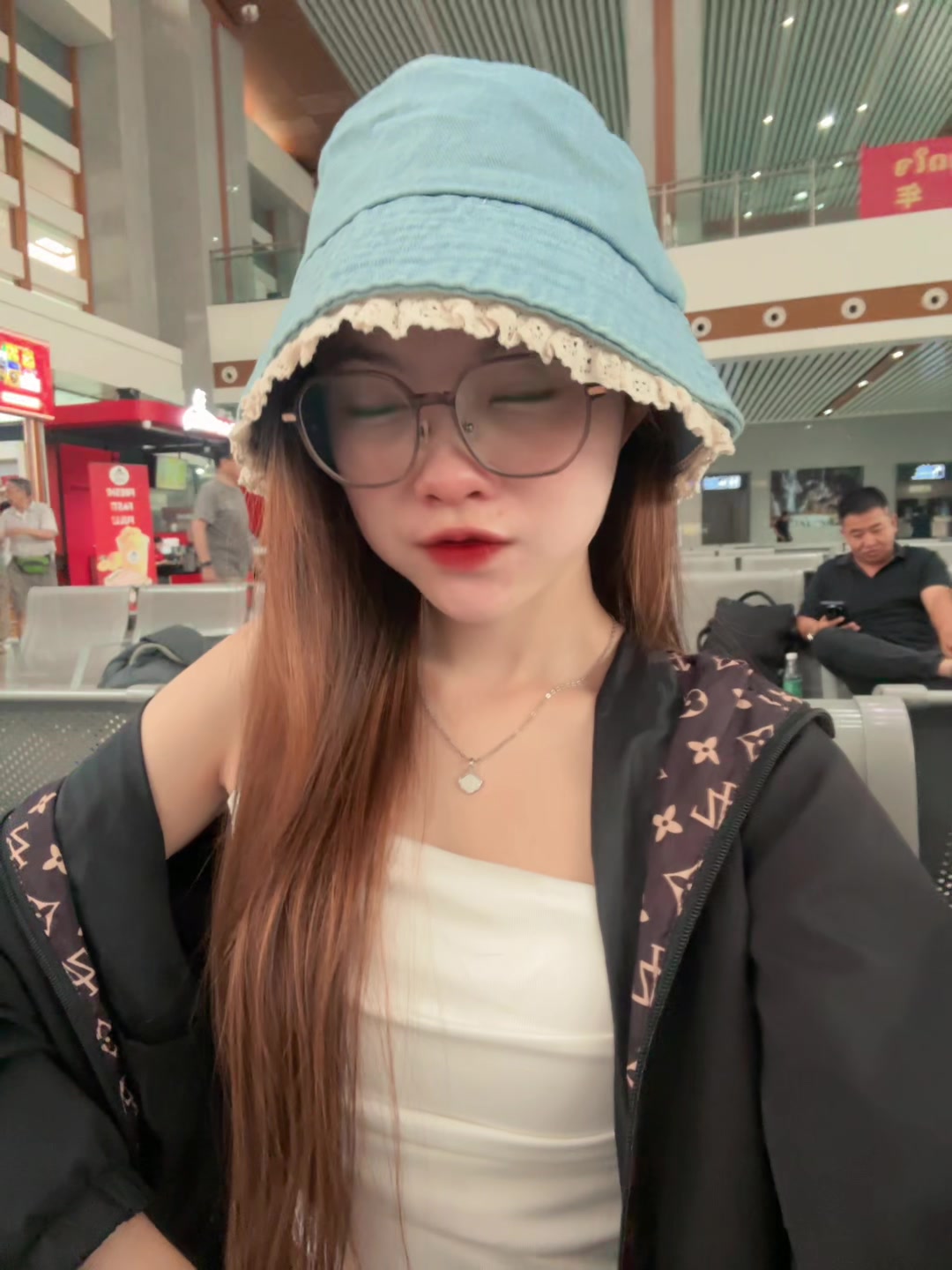 @คนเก็บขยะ🗑️🤮