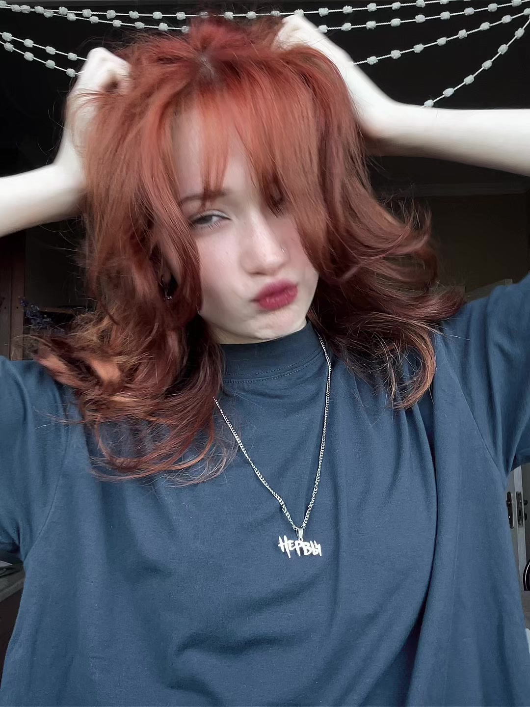 @…