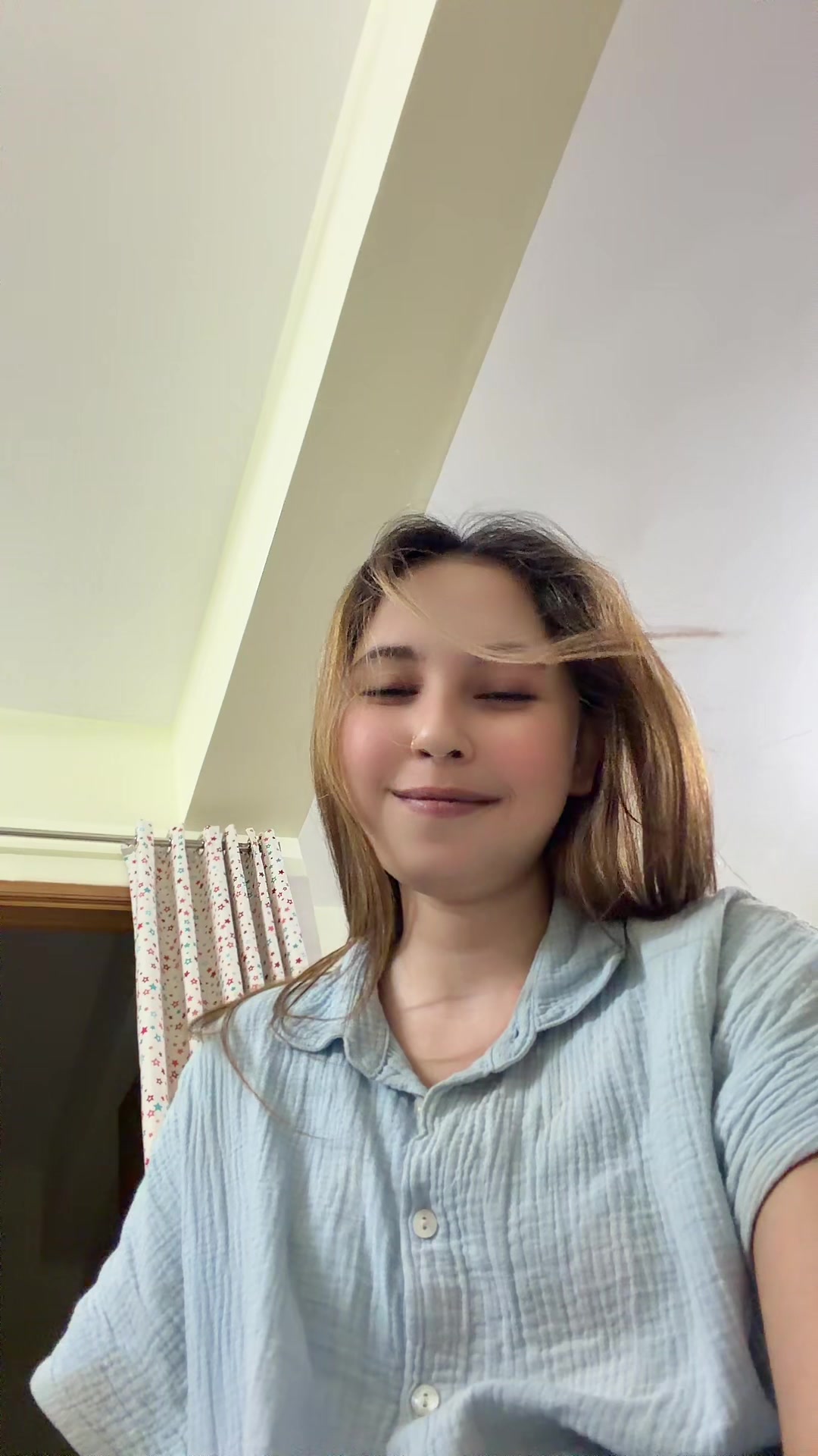 @xshaya×