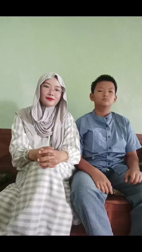 @Yuli_Istri