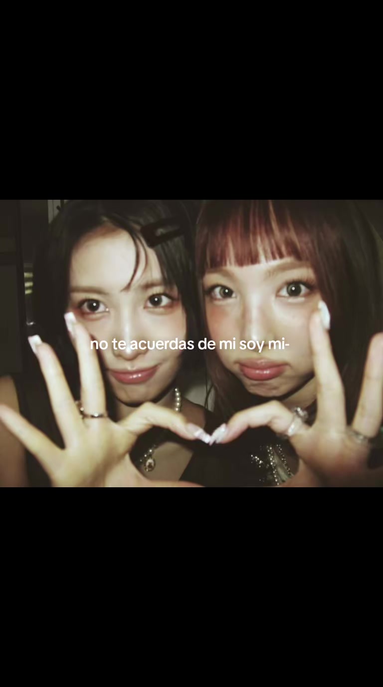 @ᥫ᭡ ..꩜🐰 naye🐰ᥫ᭡༘ ♡
