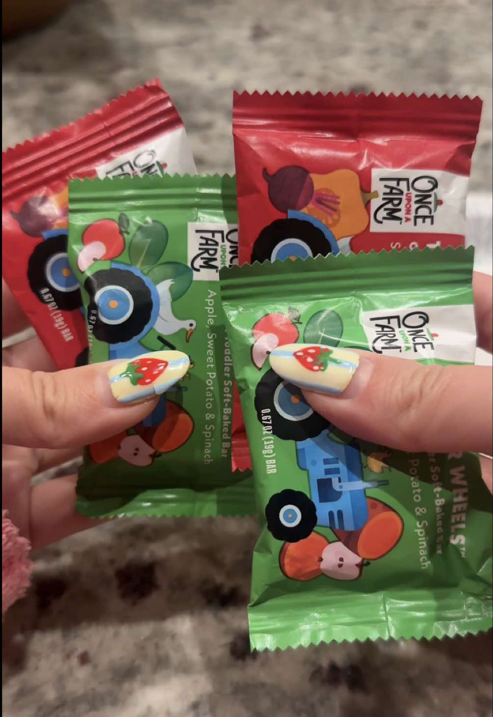 @✿ KENDALL | Twin Mom Finds ✿