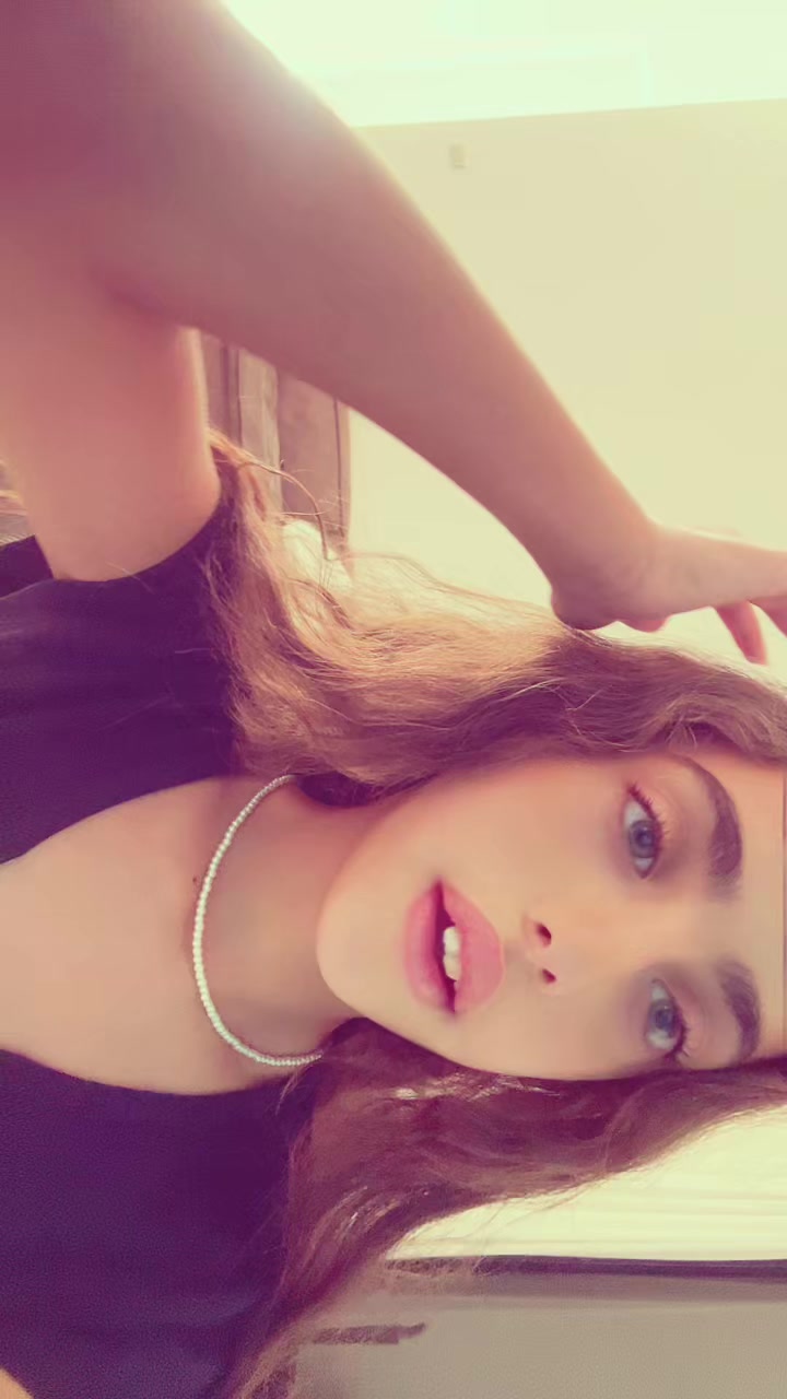 @ימוש מלכת הדור🪬🥥🐚🌊