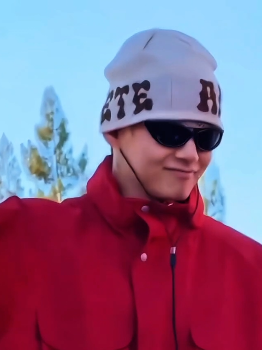 @🐻𝙚𝙫𝙮𝙮𝙖𝙯𝙞𝙯