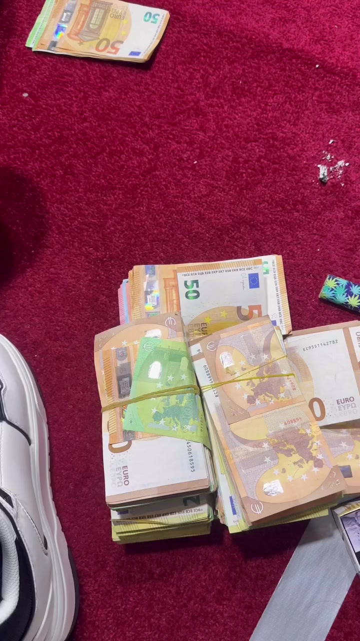 @💲𝐄𝐑𝐈💲