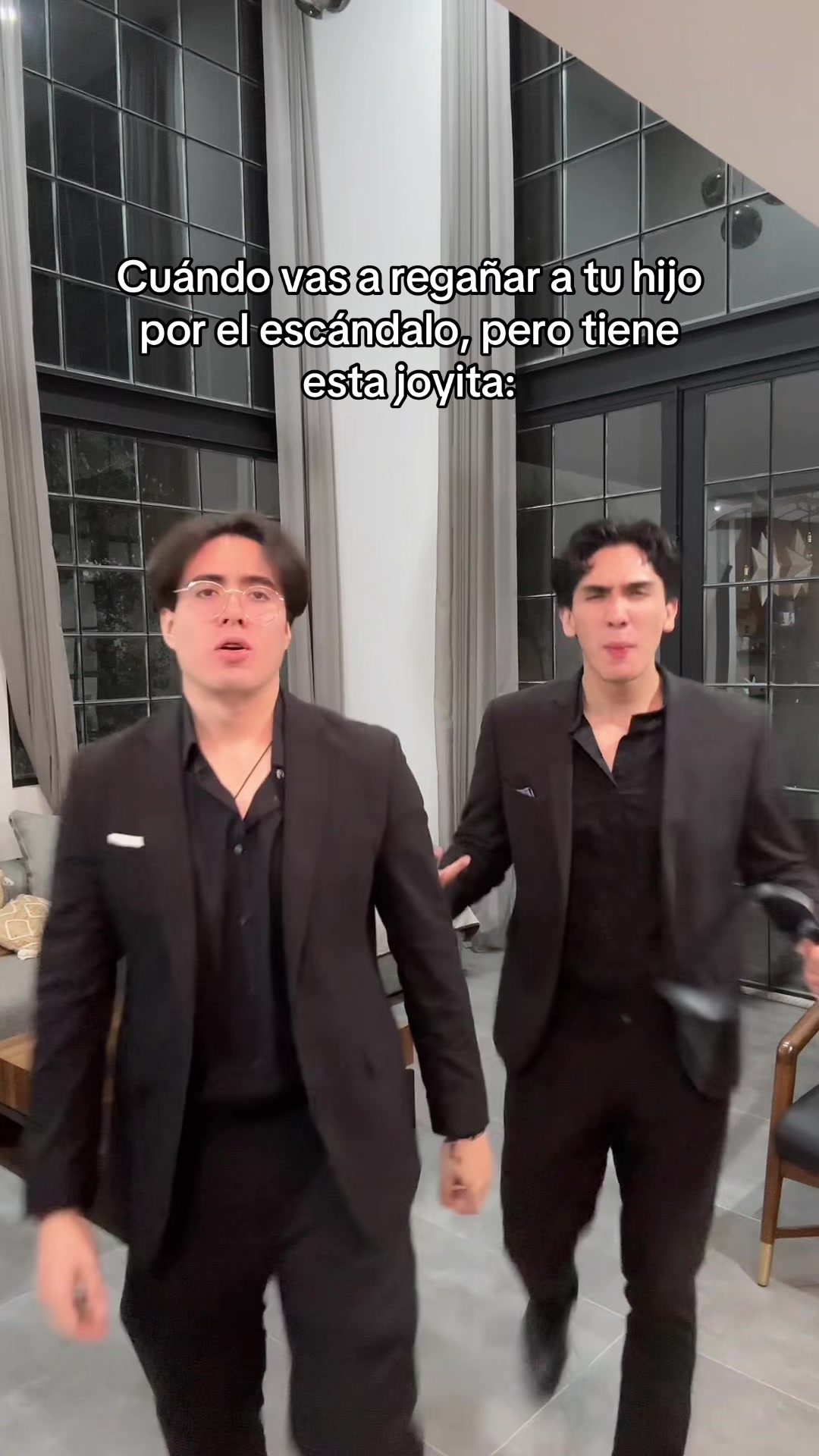 @MELANC&Oacute;LICOS AN&Oacute;NIMOS ⛈️