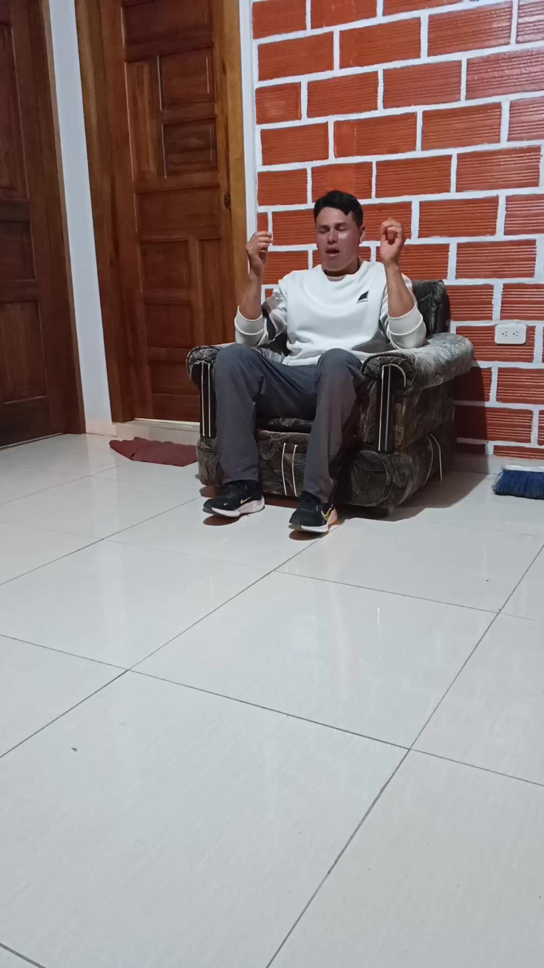 @Lourdes Chiluisa