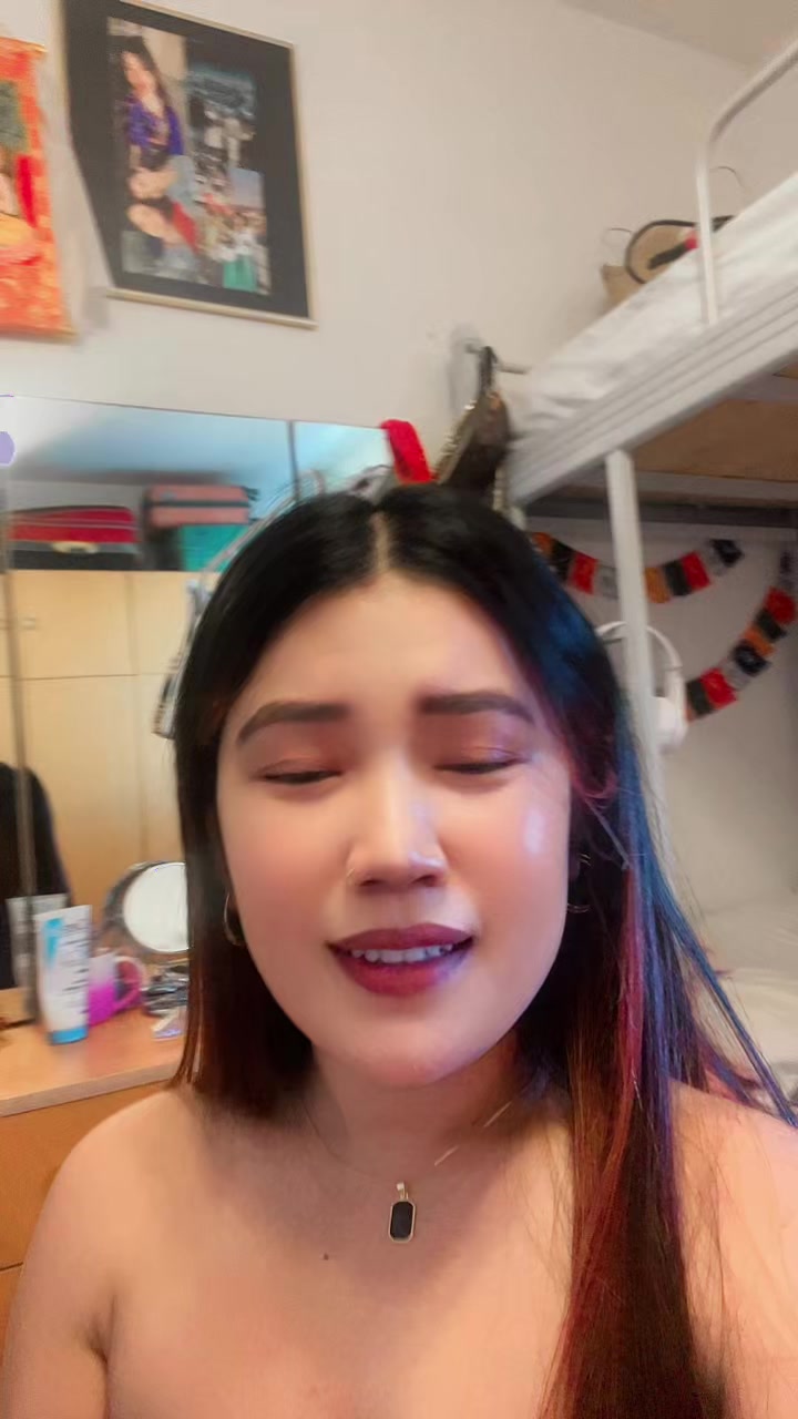 @Susmee Ťmz