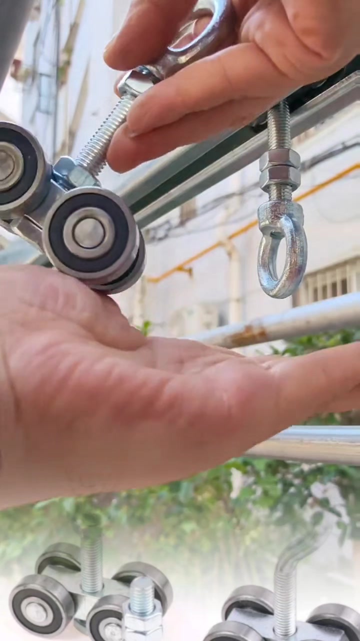 @tới đồ dùng