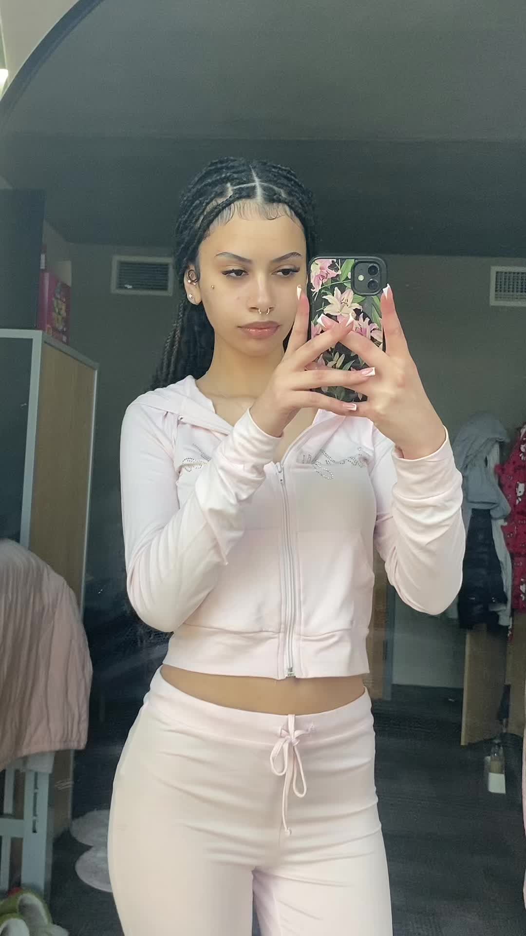 @lily 🪷
