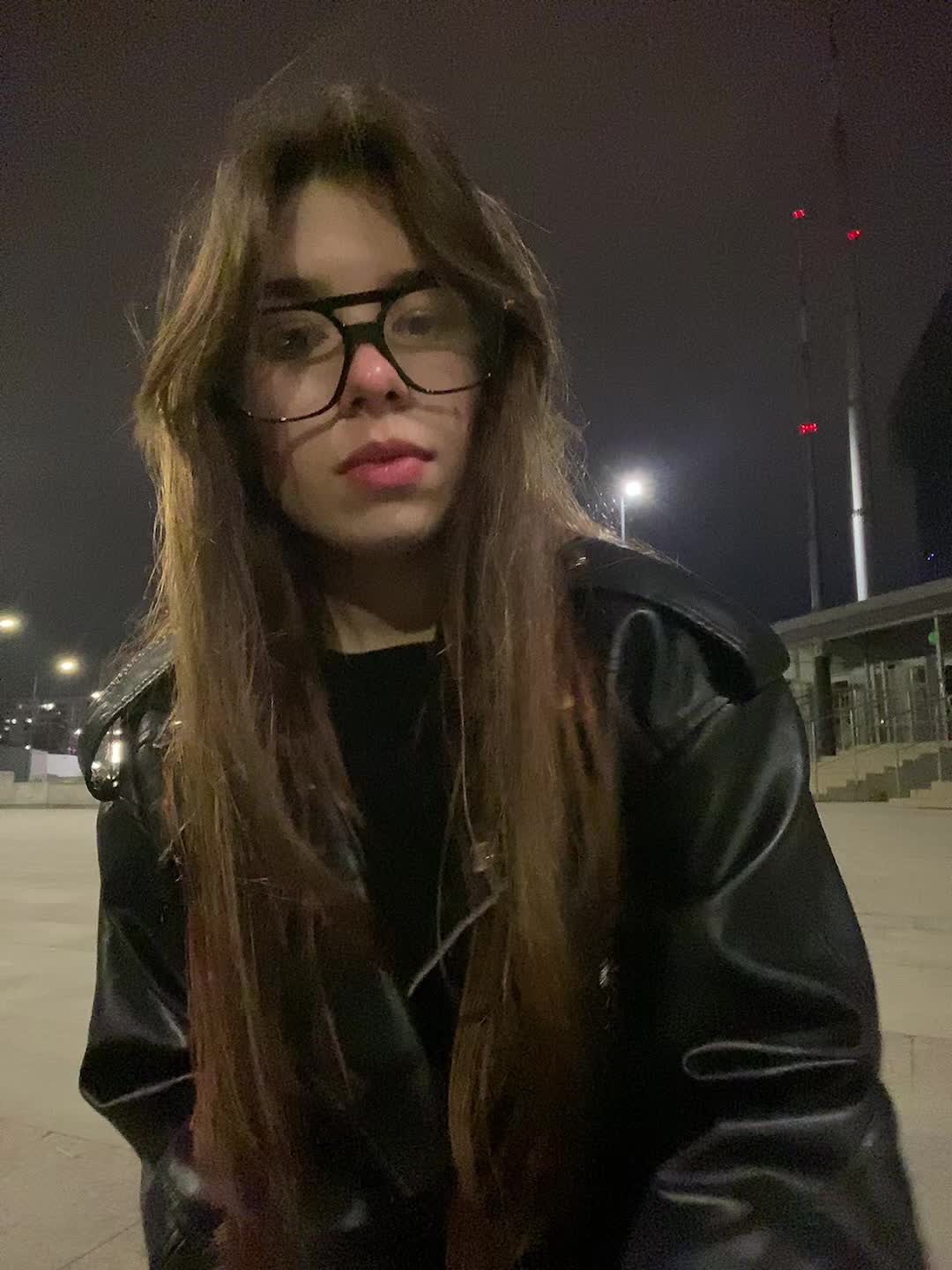 @❣