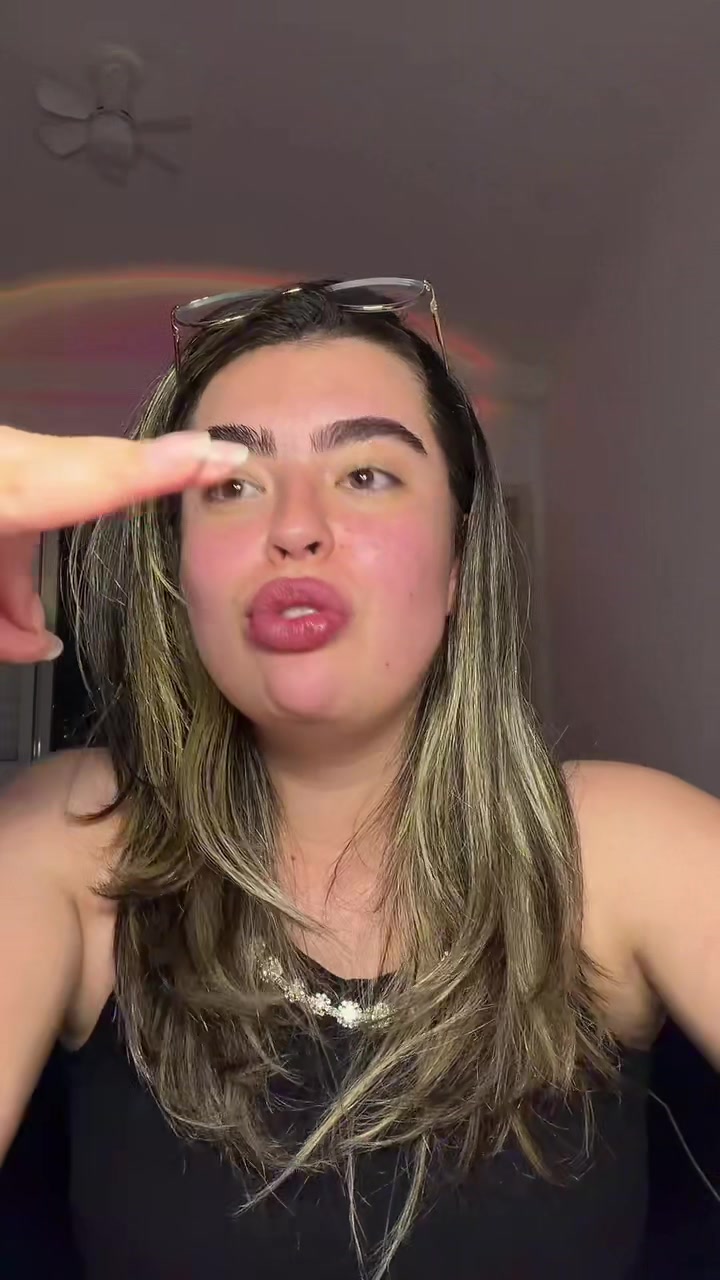 @victória