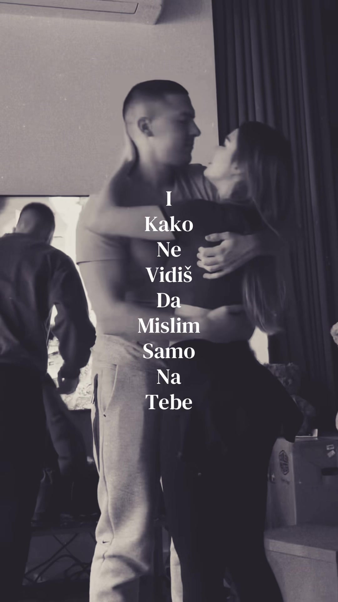 @𝐸𝐿𝐸𝒩𝒜