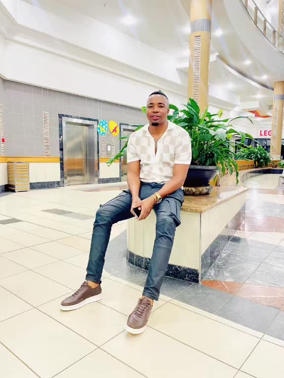 @Simiso Mabunda