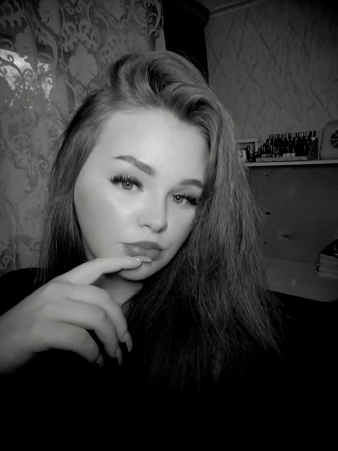 @полина