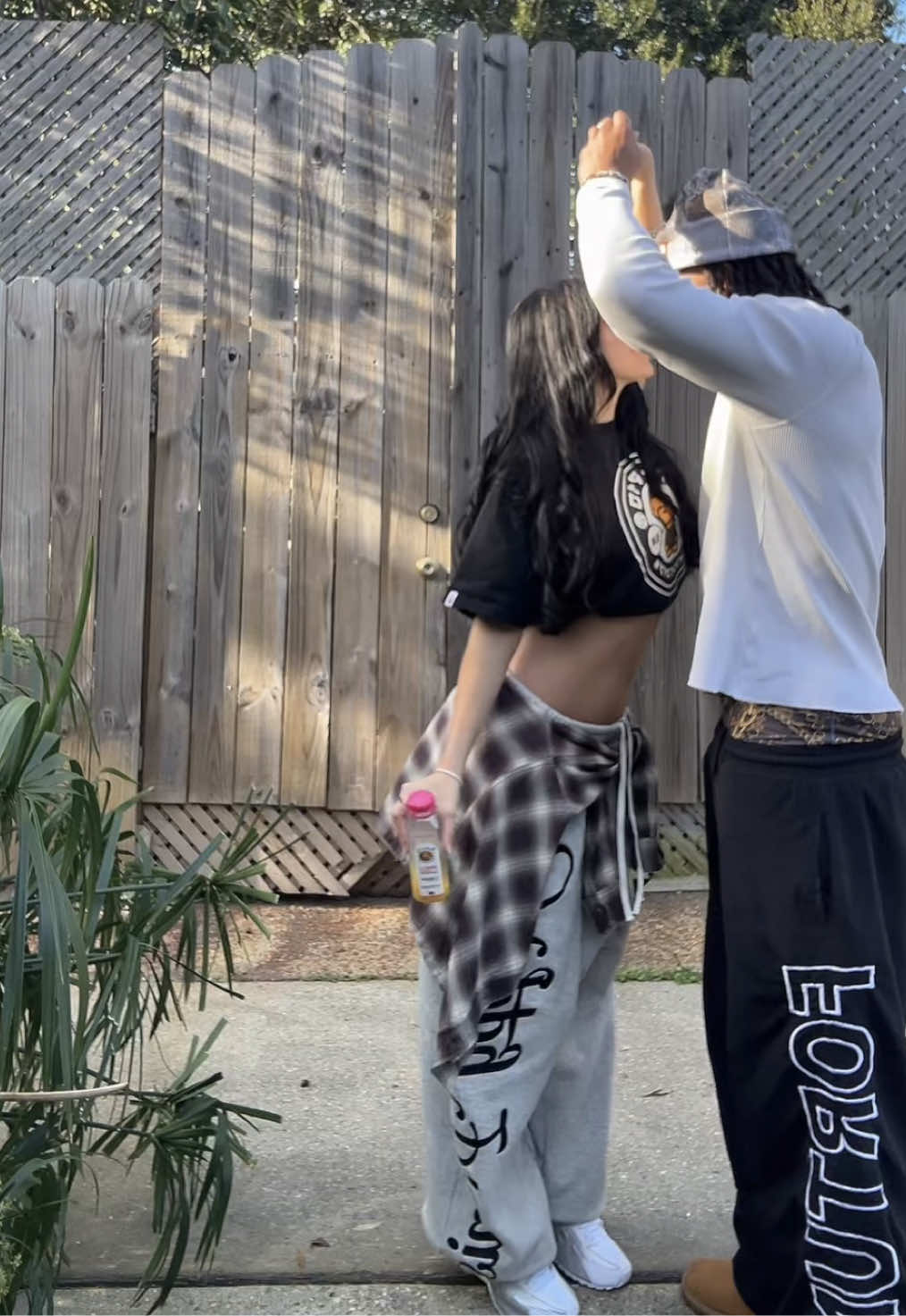 @#cierra